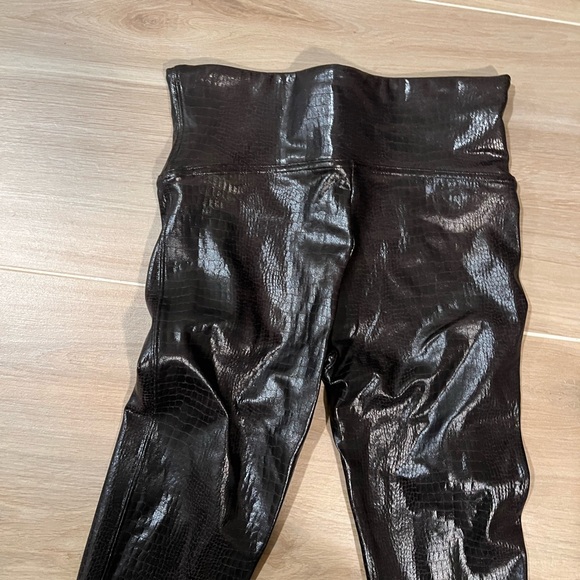 Brown snake skin Spanx - Picture 2 of 4